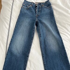 Levi's Ribcage Straight Ankle jeans 25x29